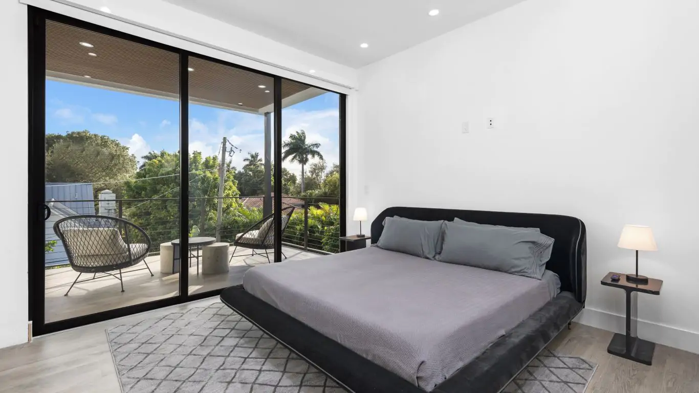 Villa Solena | Miami