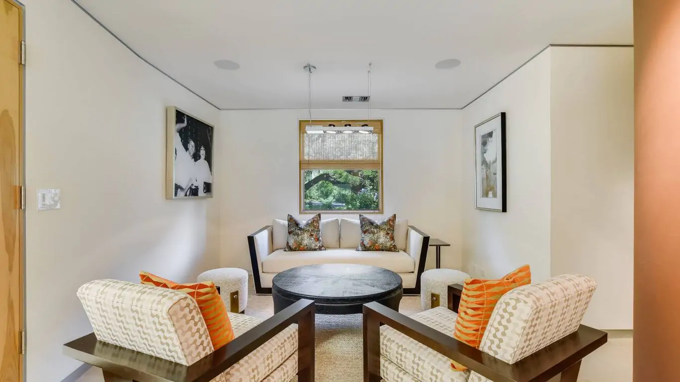 Villa Ofelia | Austin