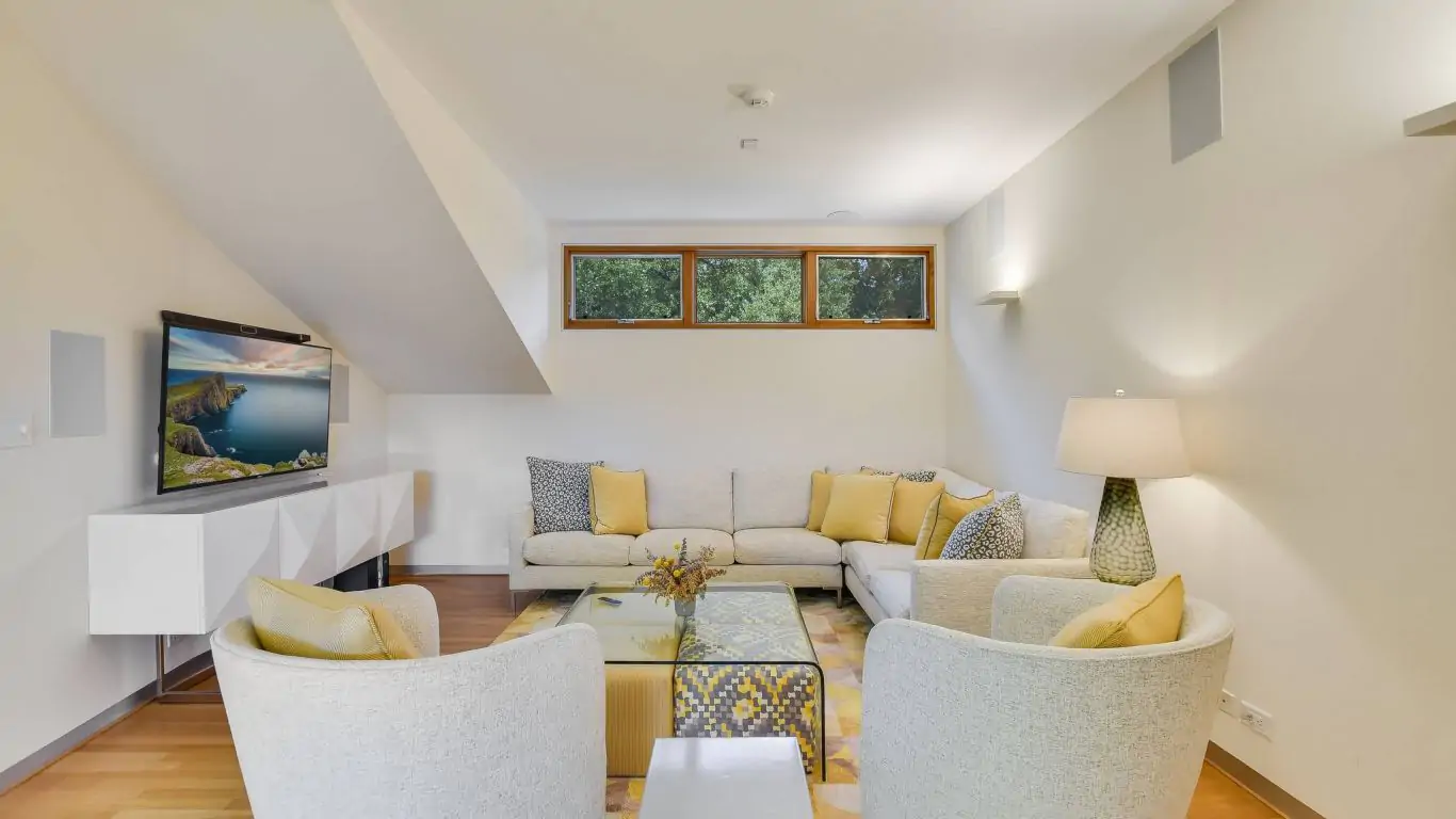 Villa Ofelia | Austin