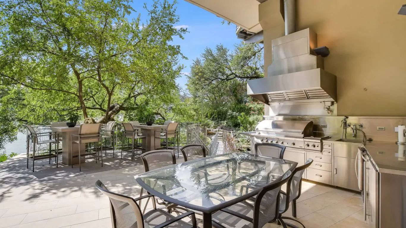 Villa Ofelia | Austin