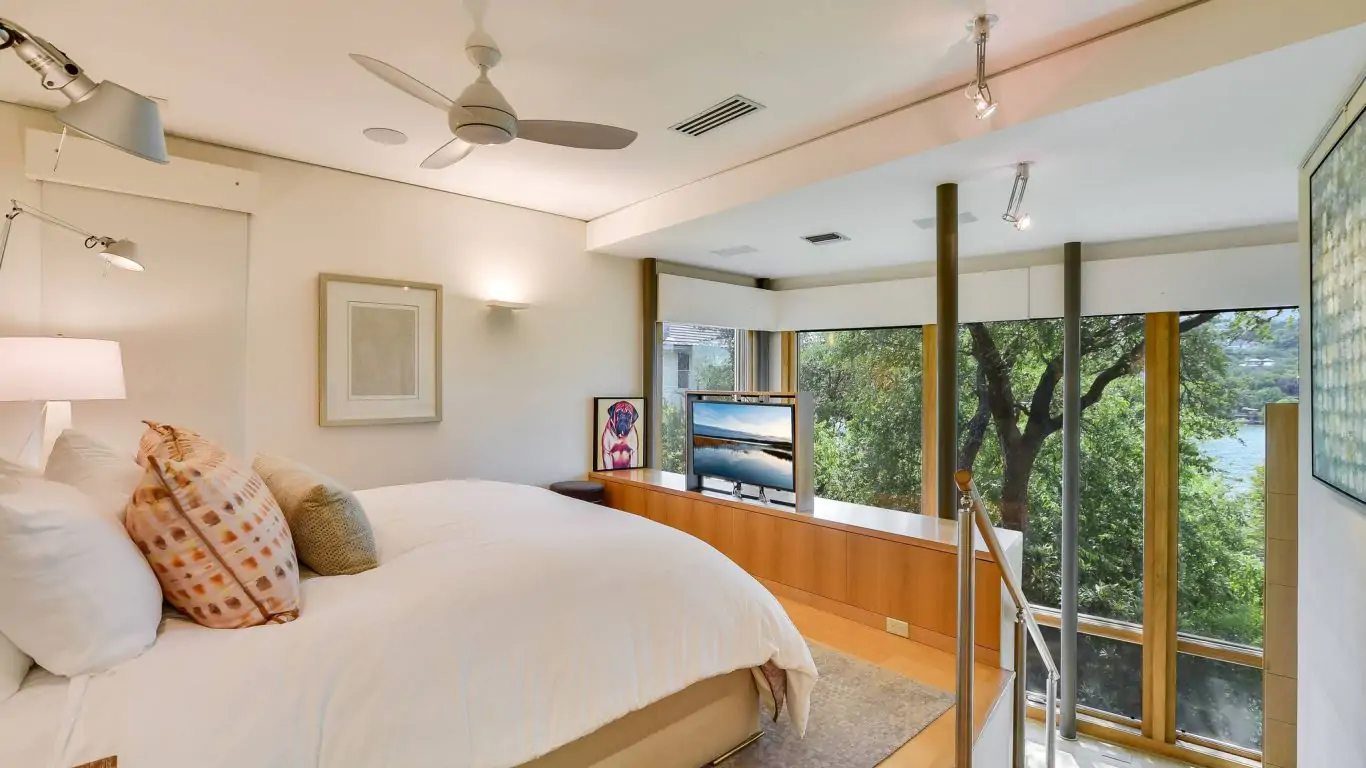 Villa Ofelia | Austin