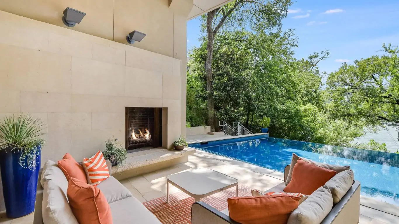 Villa Ofelia | Austin