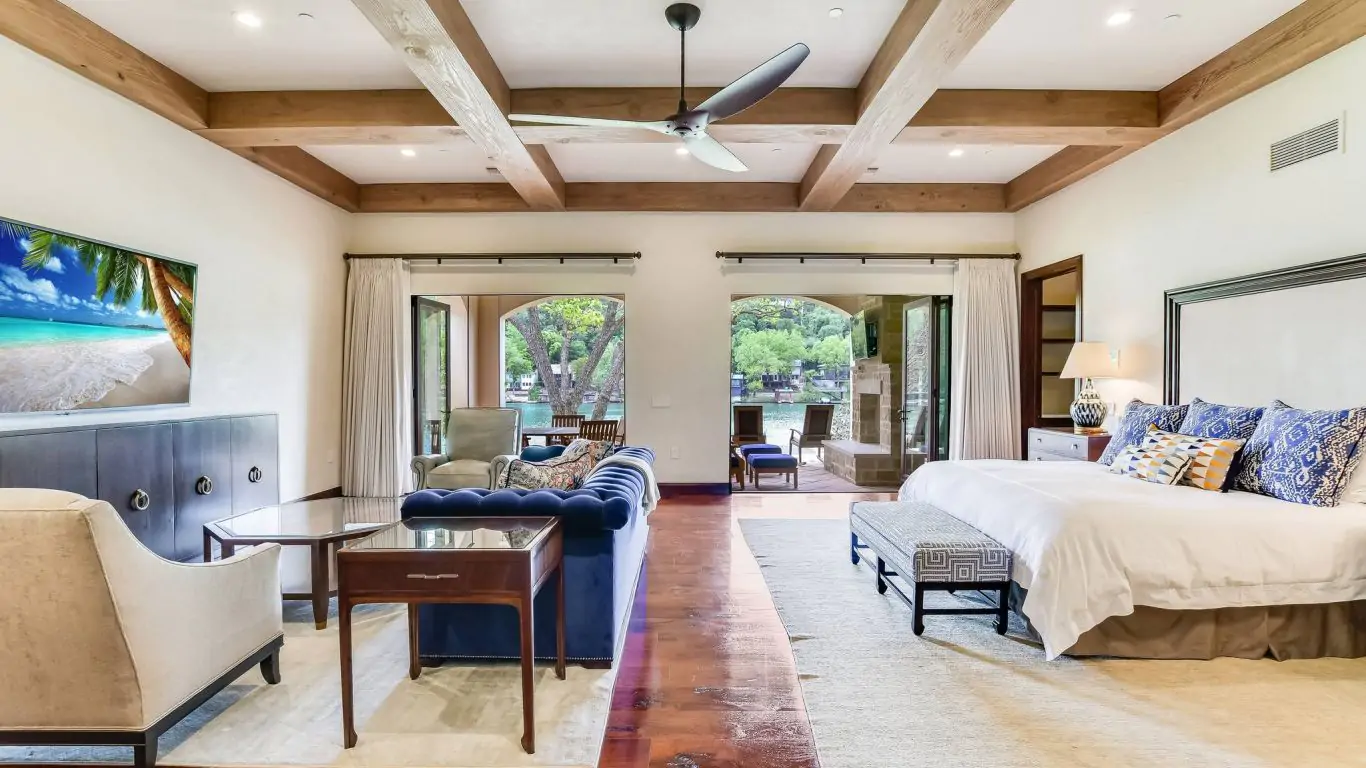 Villa Alana | Austin