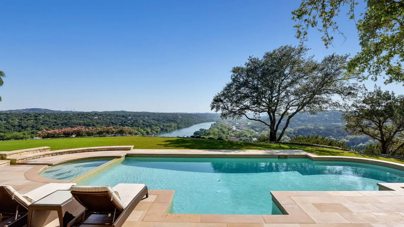 Villa Violet | Austin
