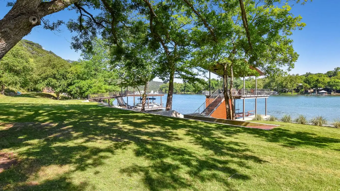 Villa Violet | Austin