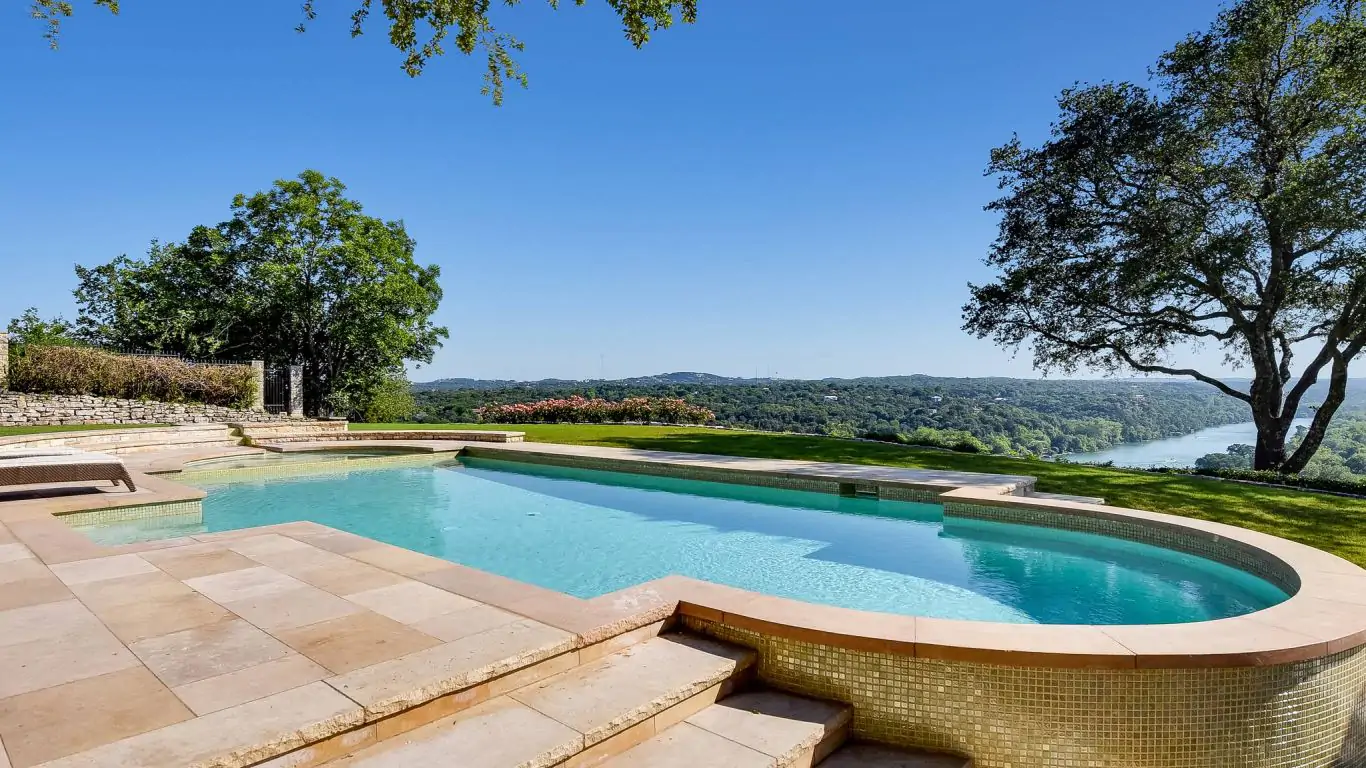 Villa Violet | Austin