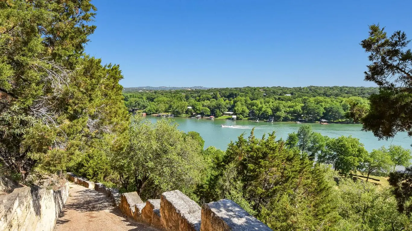 Villa Violet | Austin