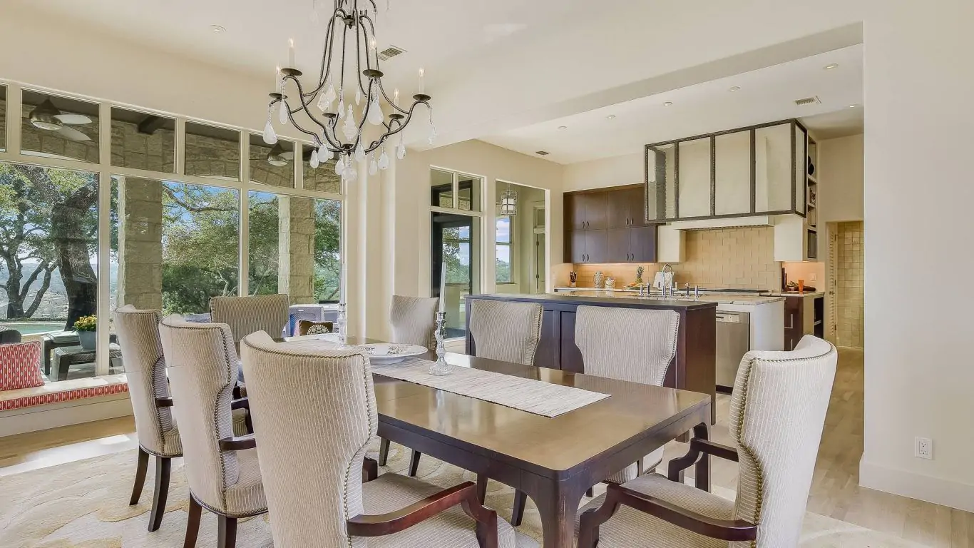 Villa Violet | Austin