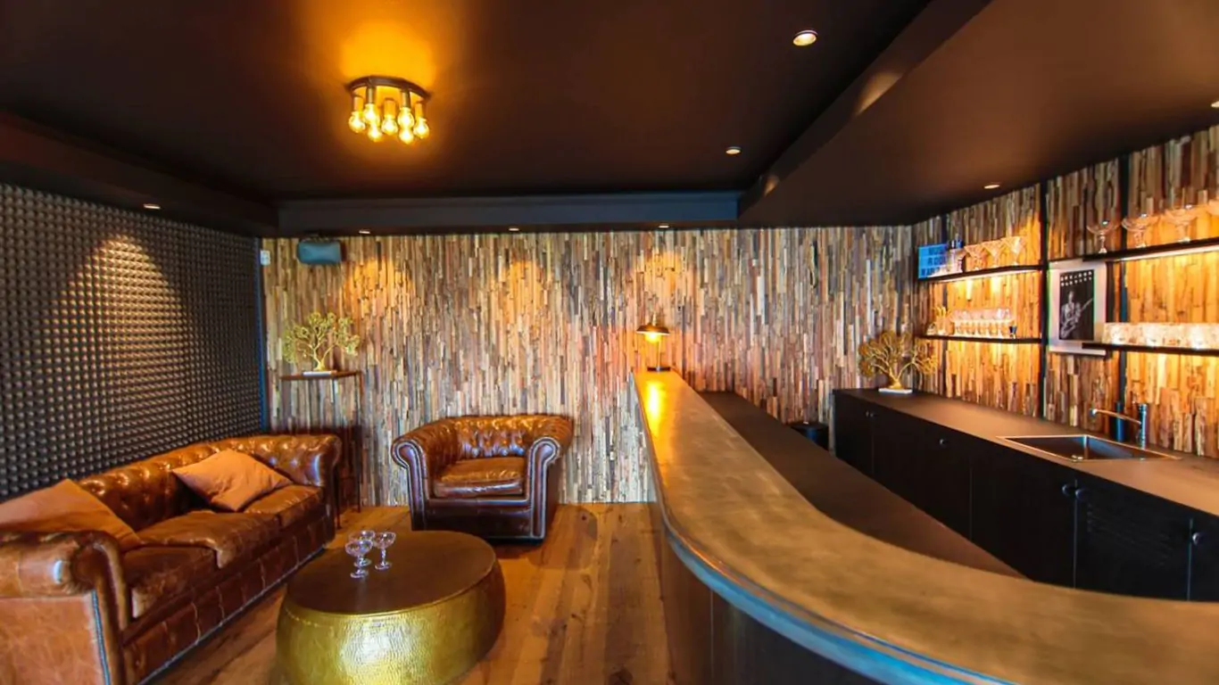 Villa Serangan | Monaco