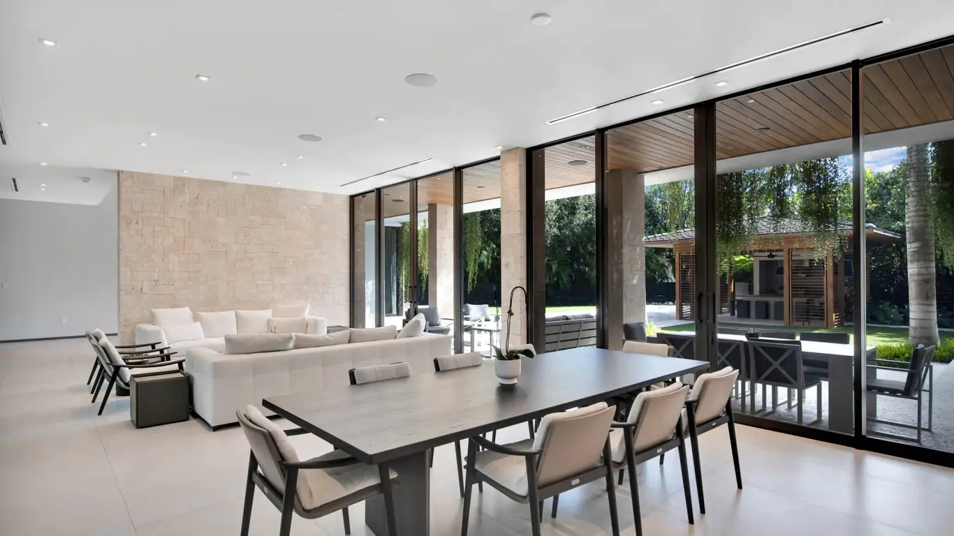 Villa Delphis | Miami