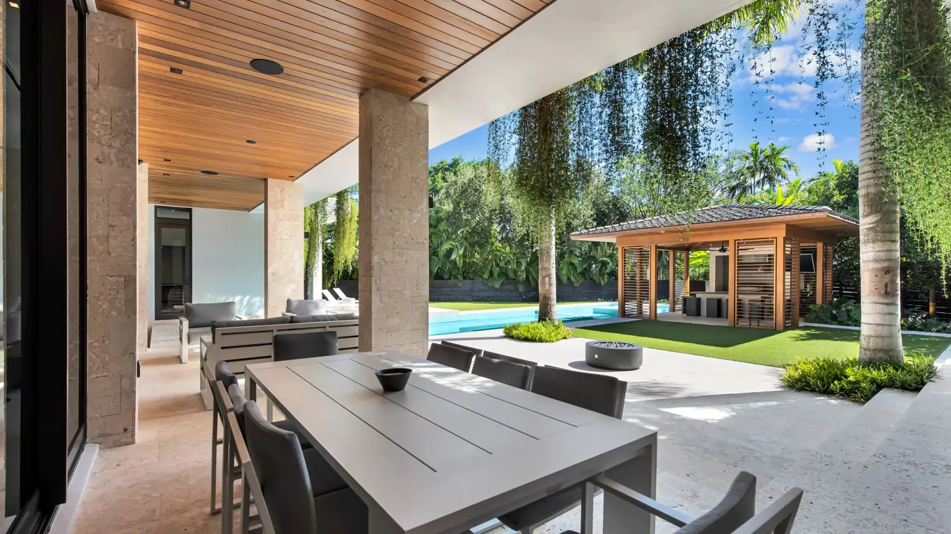 Villa Delphis | Miami