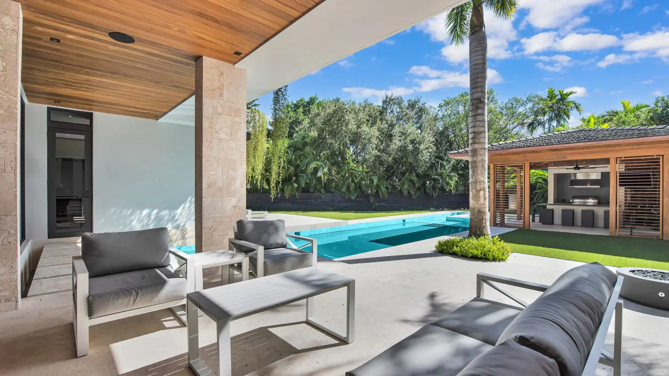 Villa Delphis | Miami
