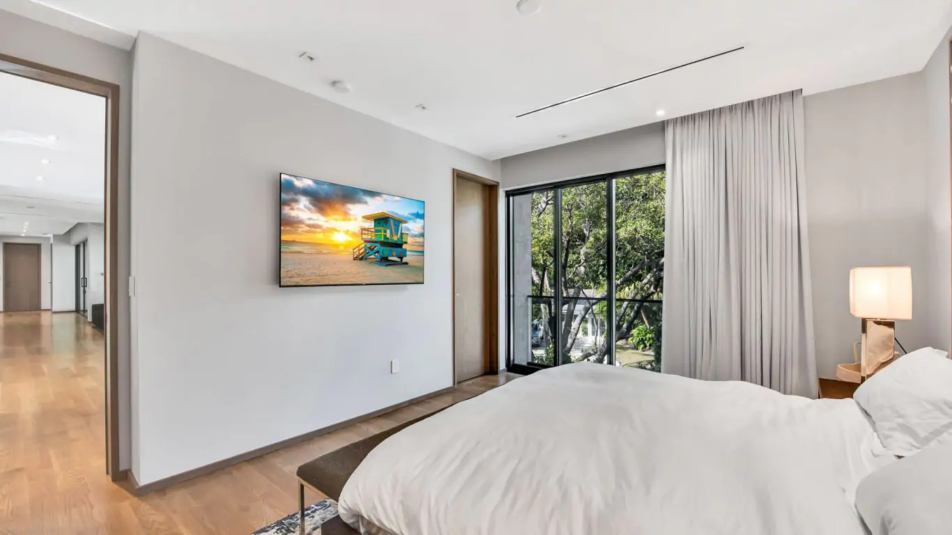 Villa Delphis | Miami