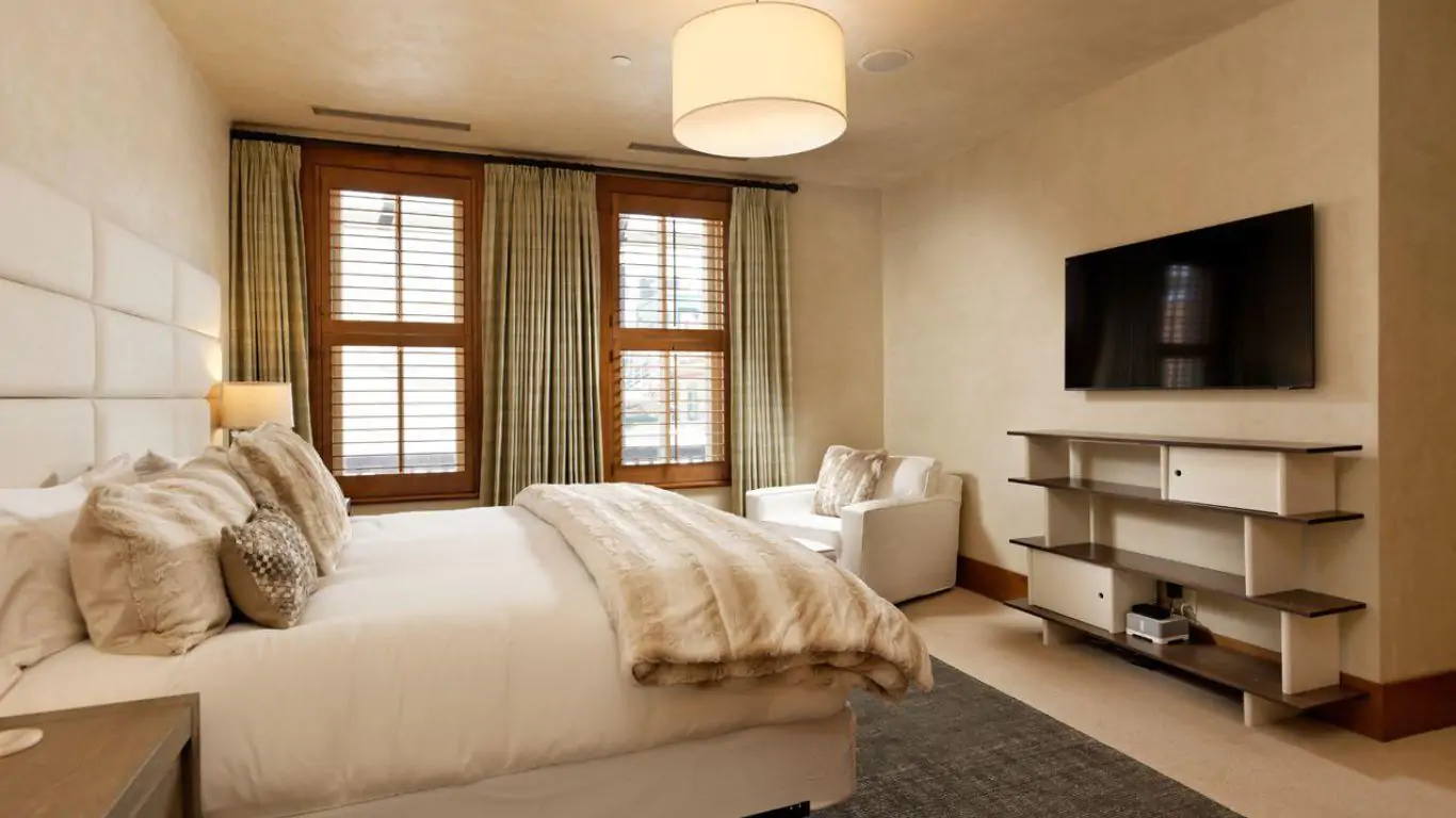 Penthouse Jin | Aspen
