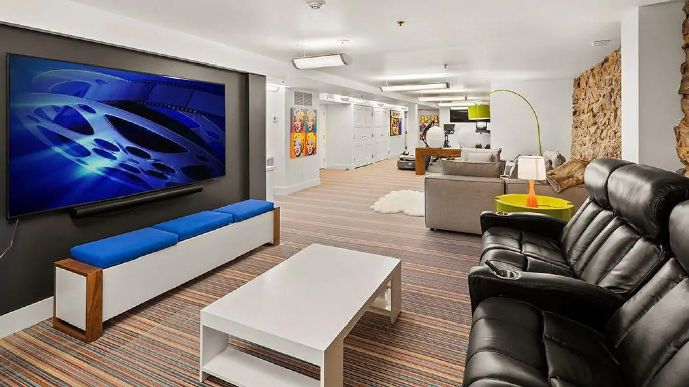 Penthouse Jin | Aspen