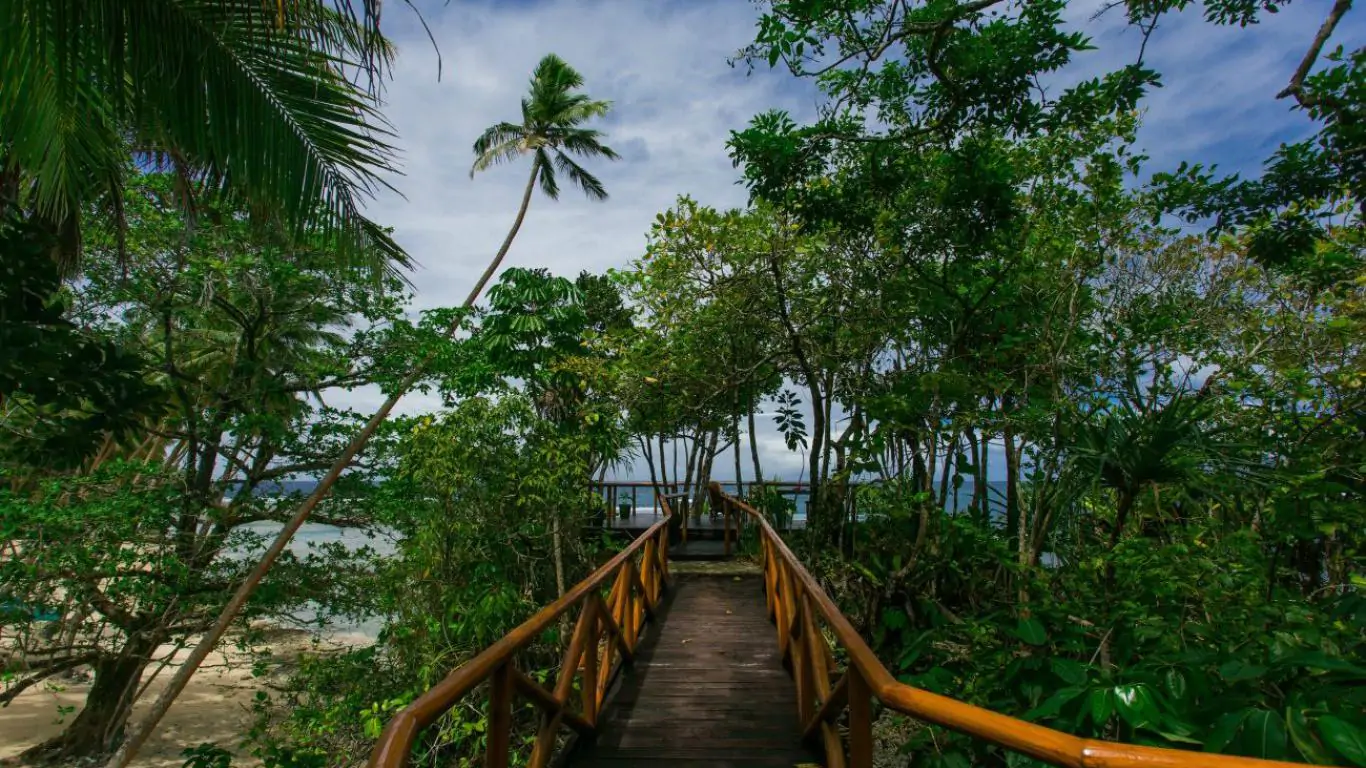 Namale Resort & Spa | Pacific Ocean Islands