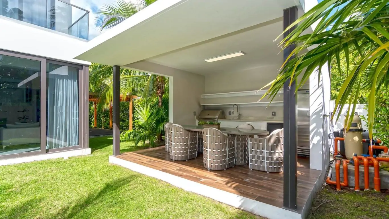 Villa Neva | Miami