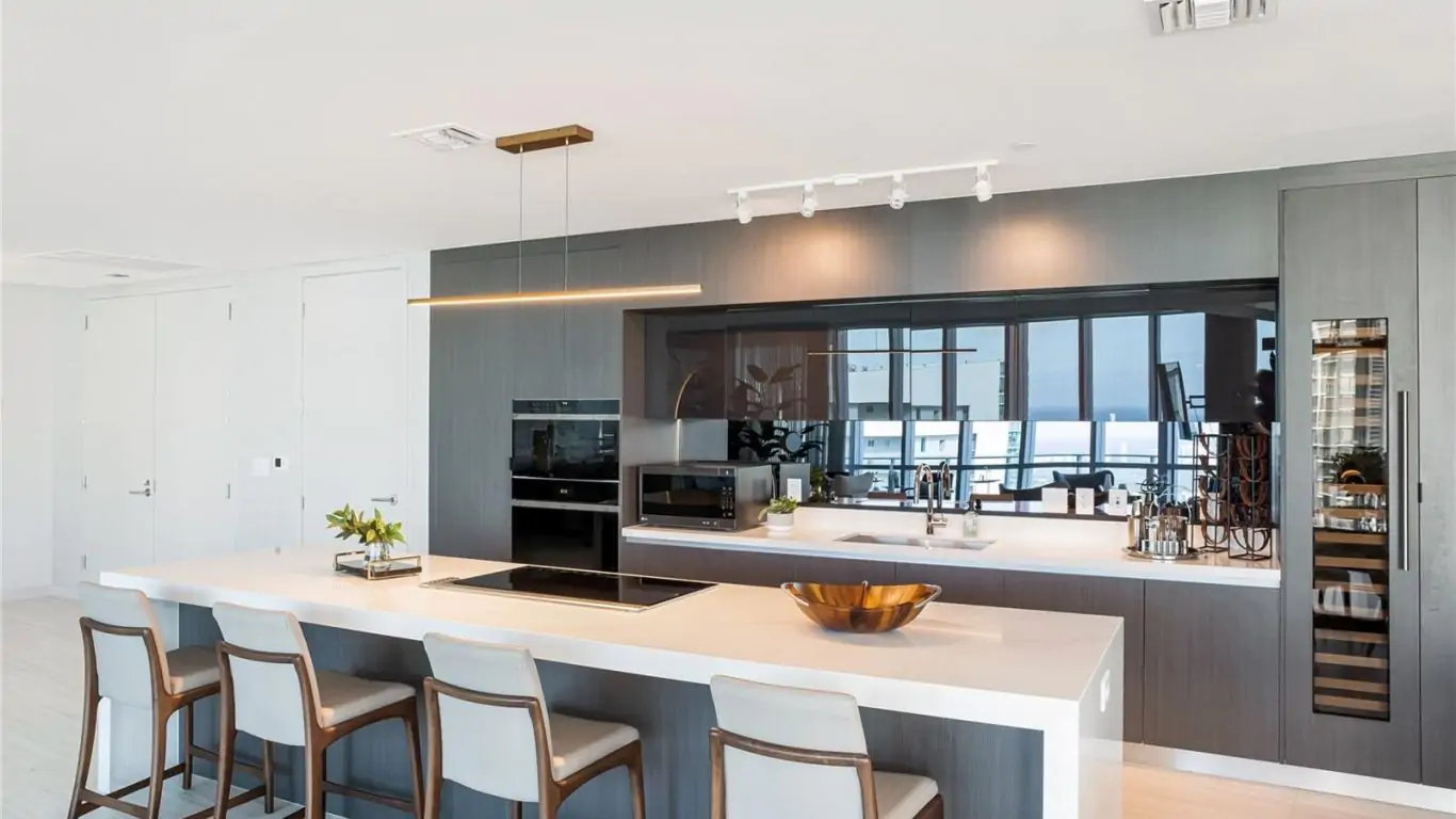 Penthouse Paramount One | Miami