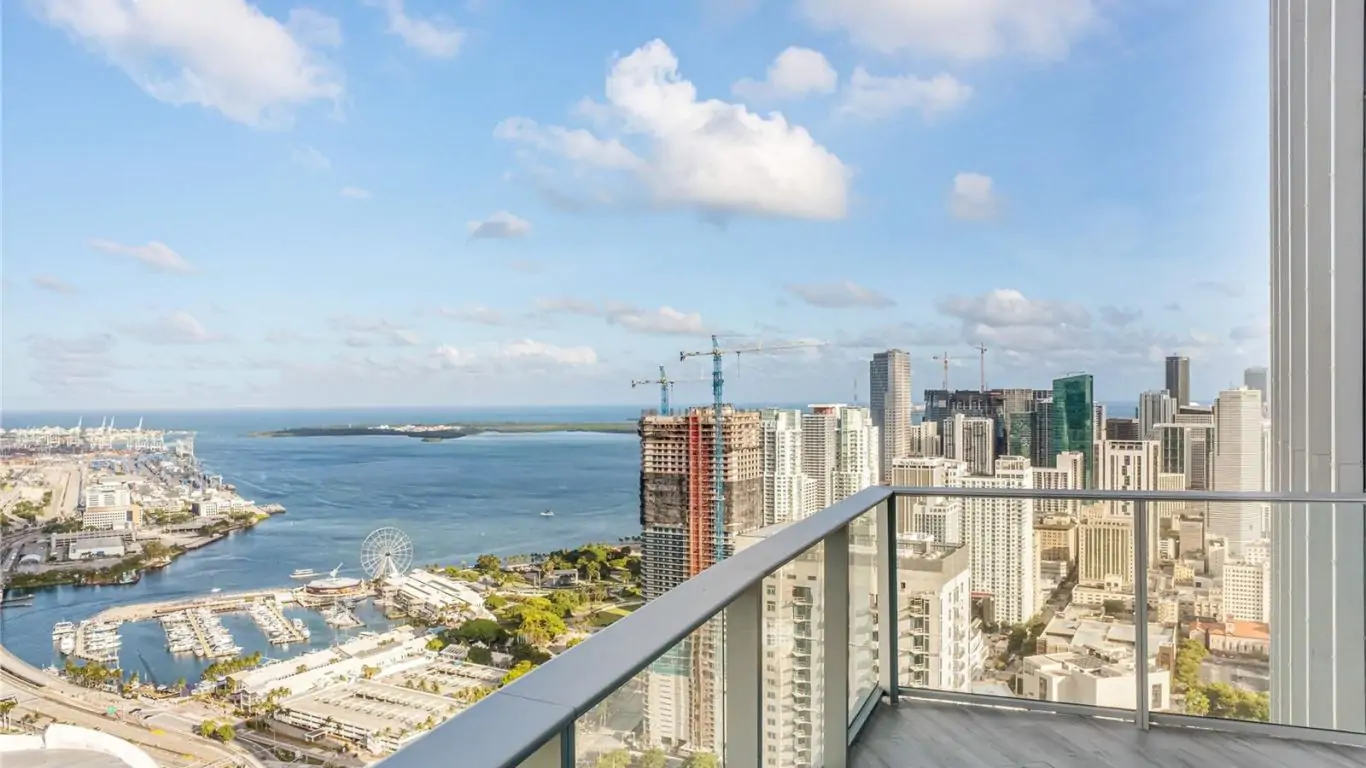 Penthouse Paramount One | Miami