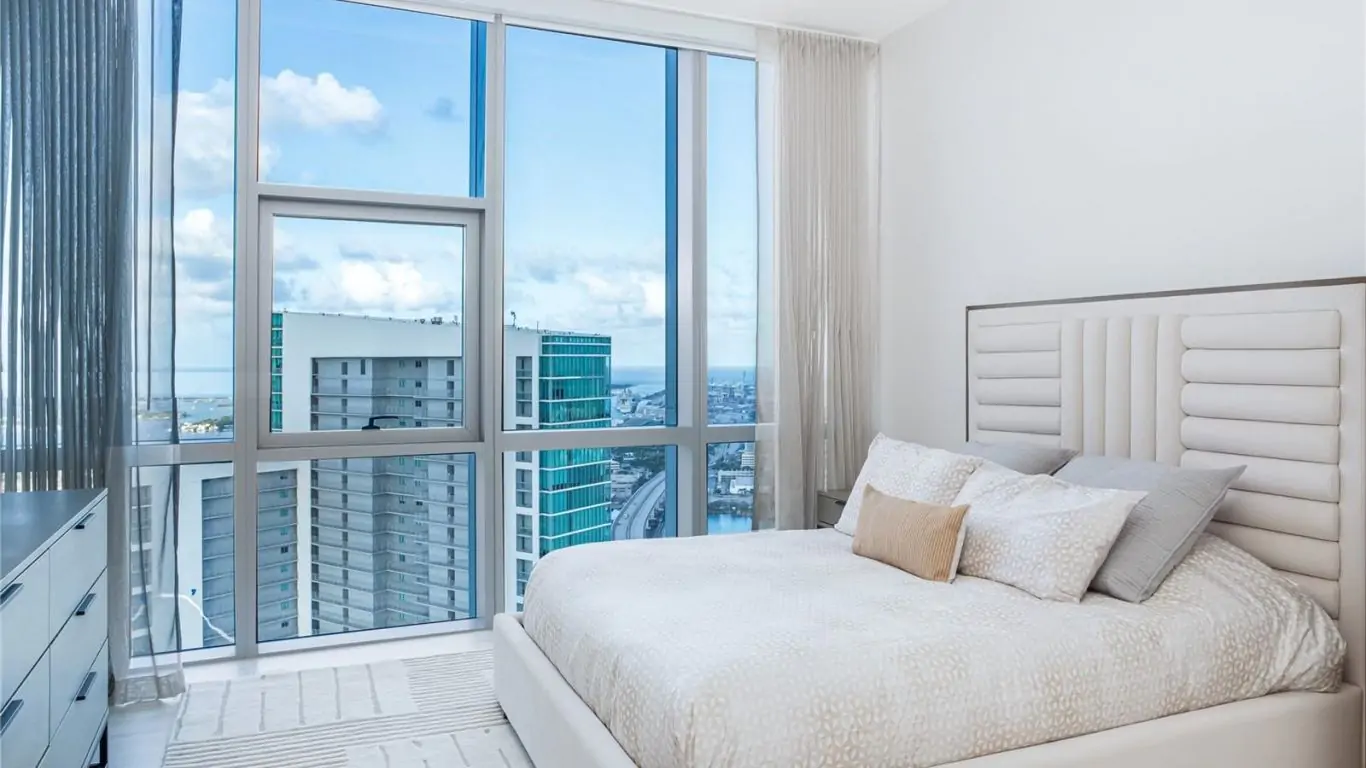Penthouse Paramount One | Miami