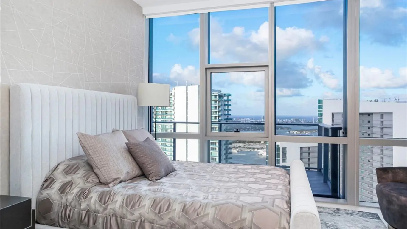 Penthouse Paramount One | Miami