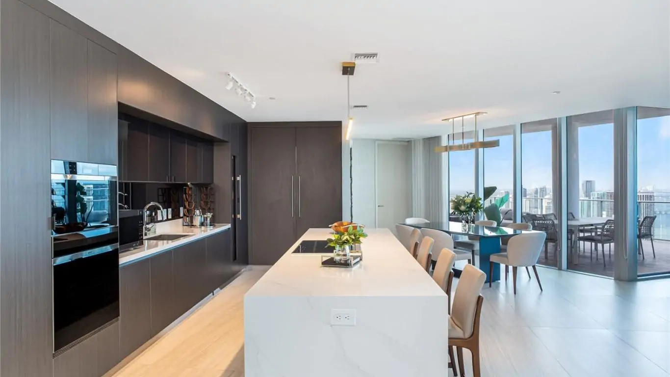 Penthouse Paramount One | Miami