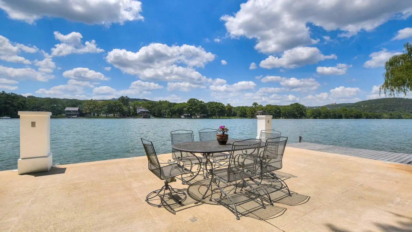 Villa Shaneena | Austin