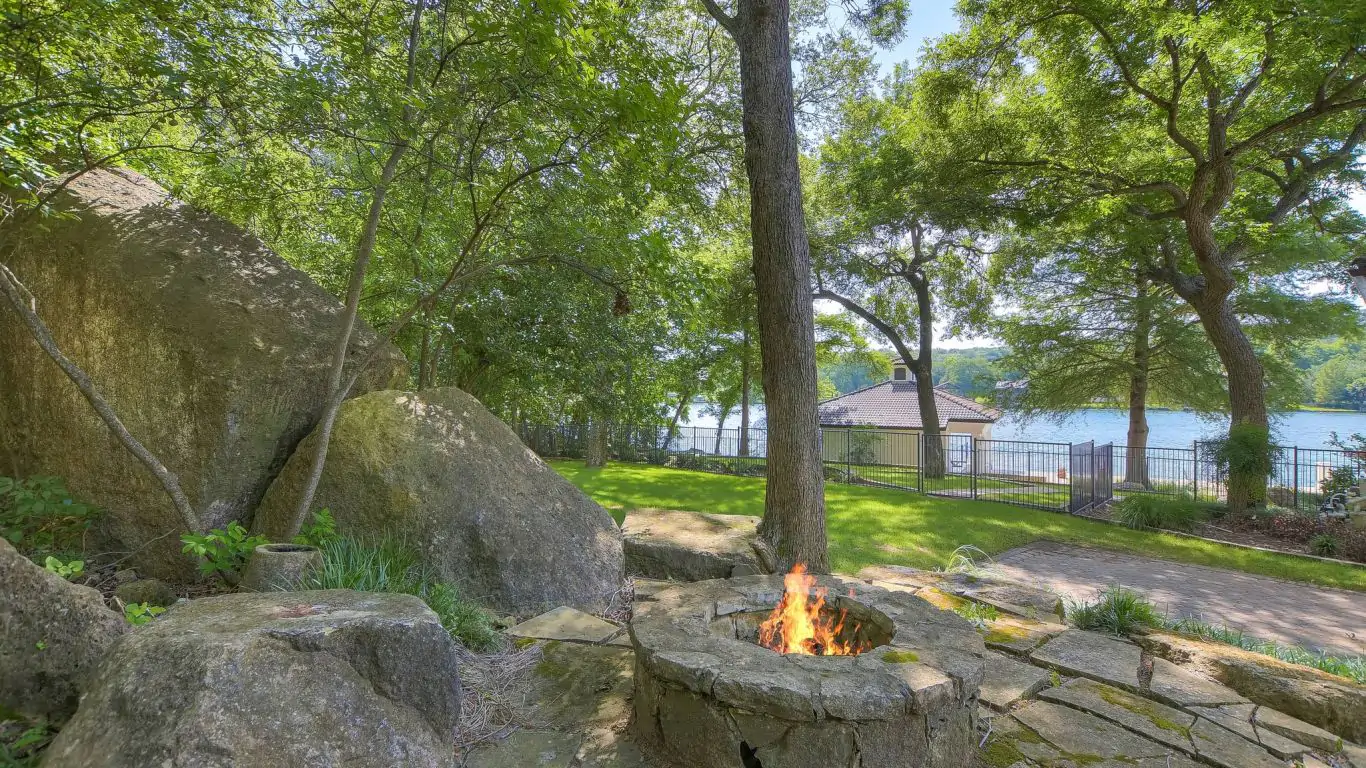 Villa Shaneena | Austin