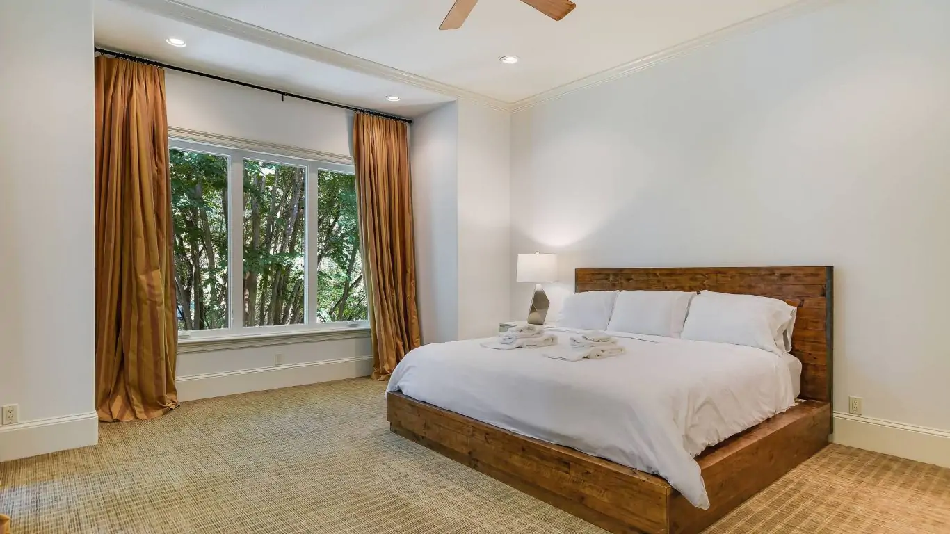 Villa Shaneena | Austin