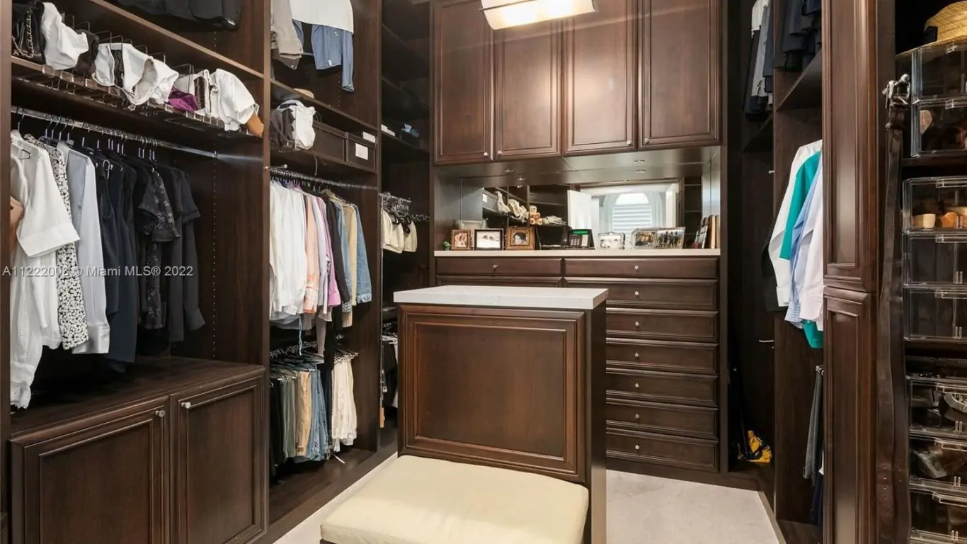 Villa Nessie | Miami