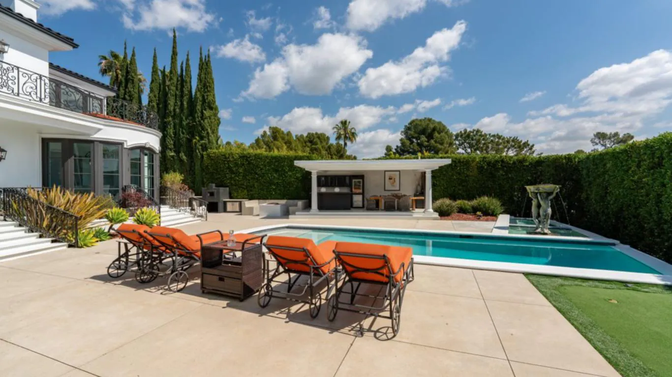 Villa Claire | Los Angeles