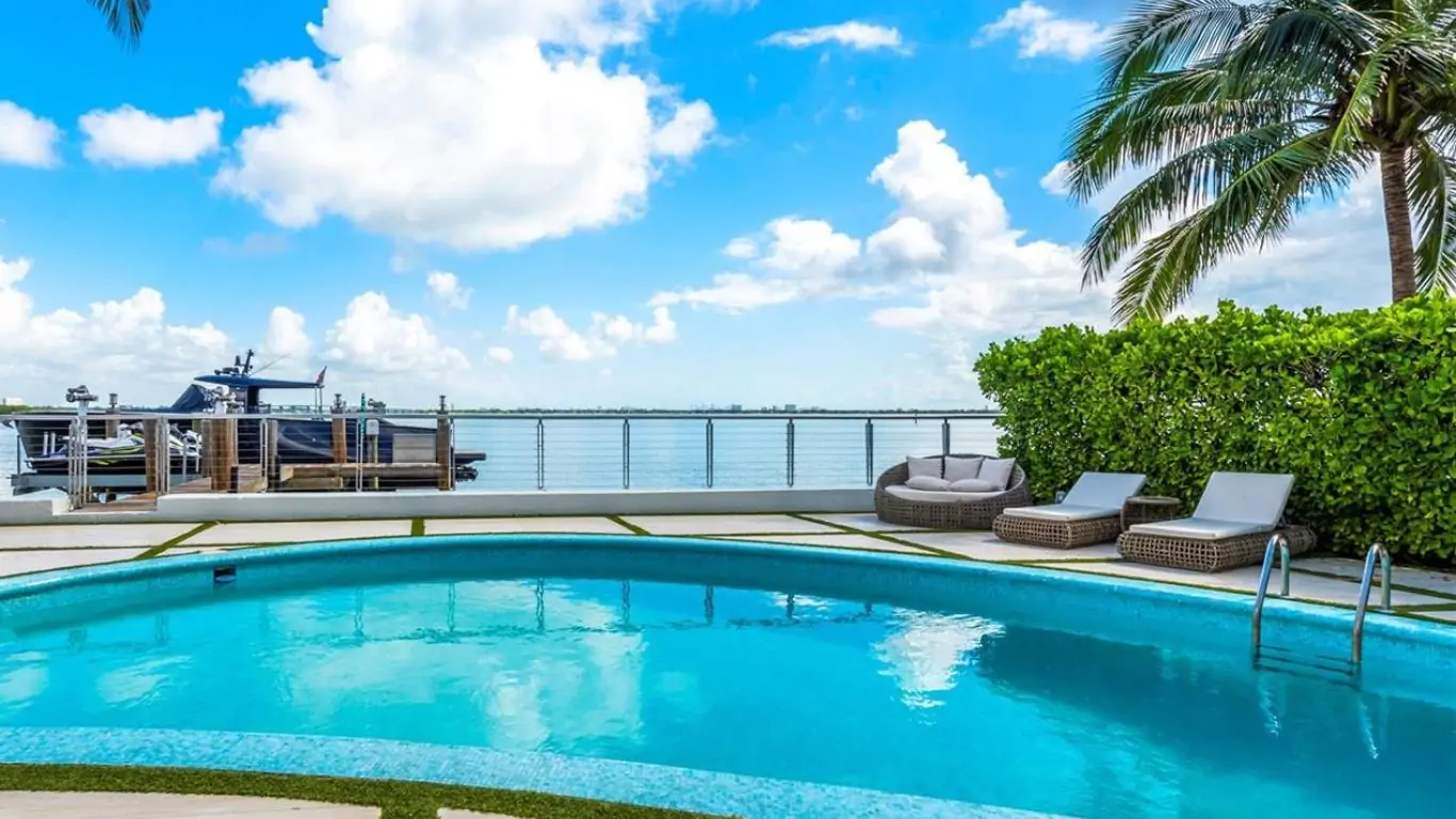 Villa Santana | Miami