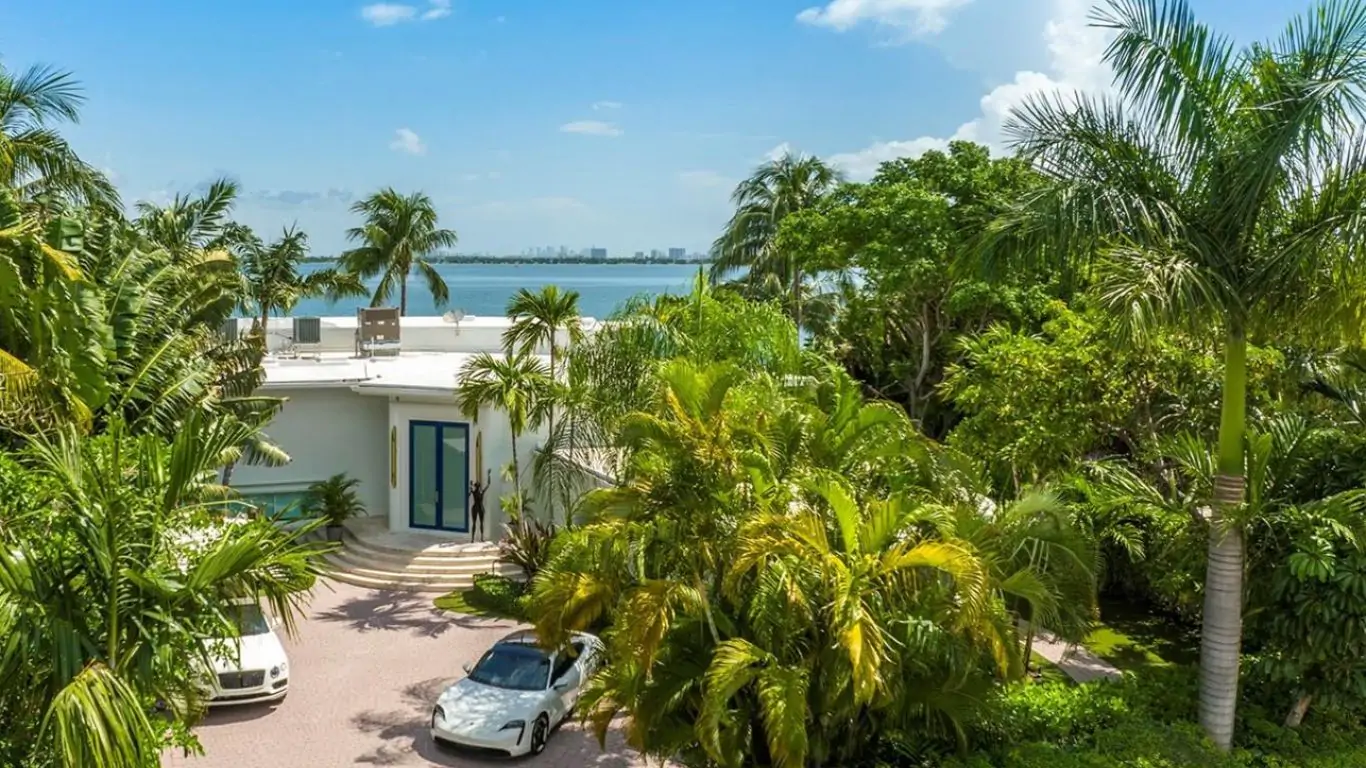 Villa Santana | Miami