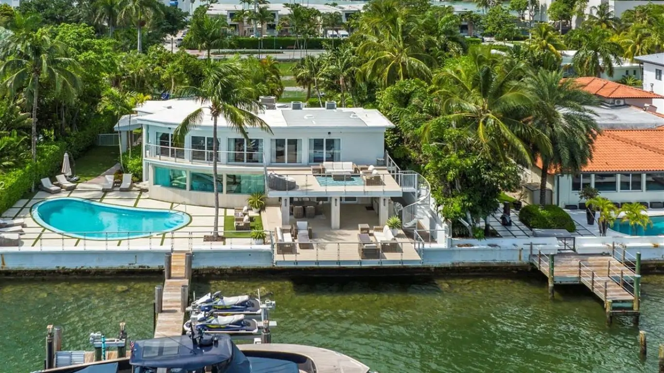 Villa Santana | Miami