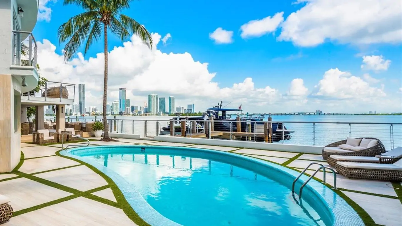 Villa Santana | Miami