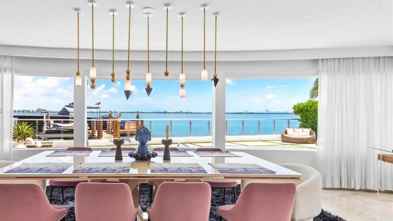 Villa Santana | Miami