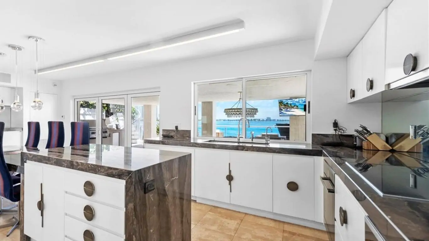 Villa Santana | Miami