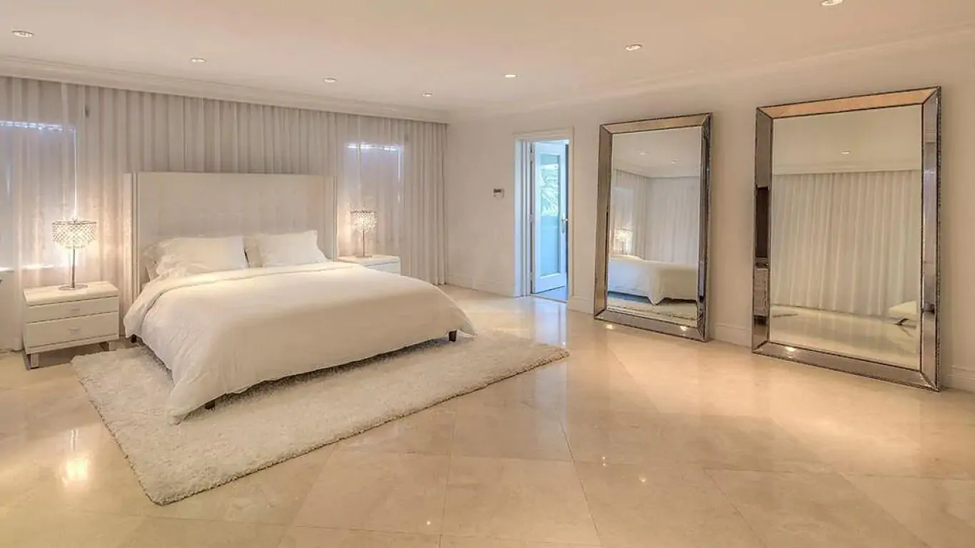 Villa Paulina | Miami