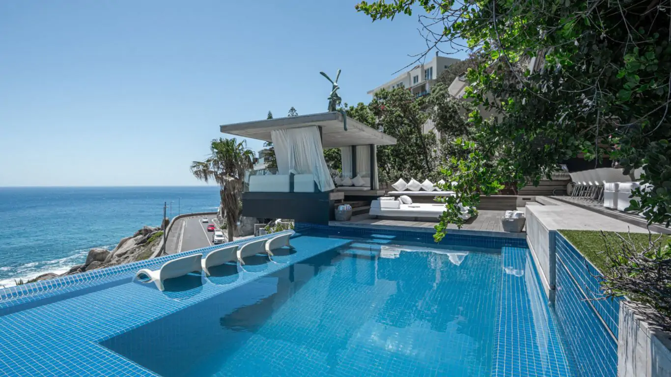 Villa Mwanzoleo | Cape Town
