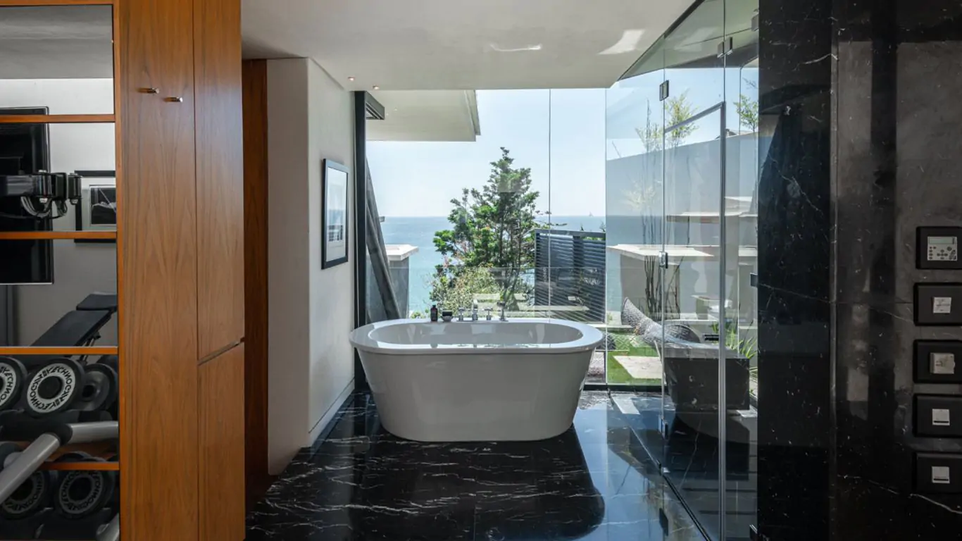 Villa Mwanzoleo | Cape Town