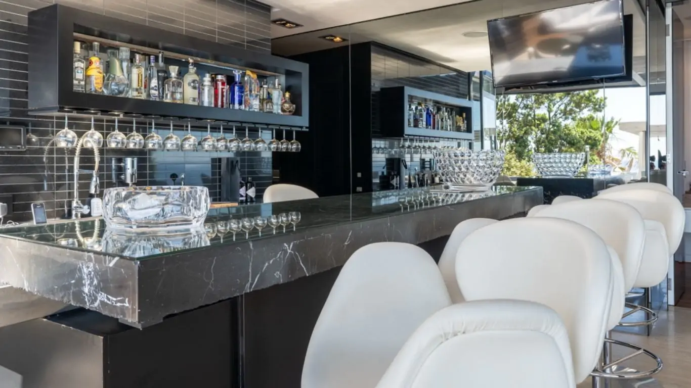 Villa Mwanzoleo | Cape Town