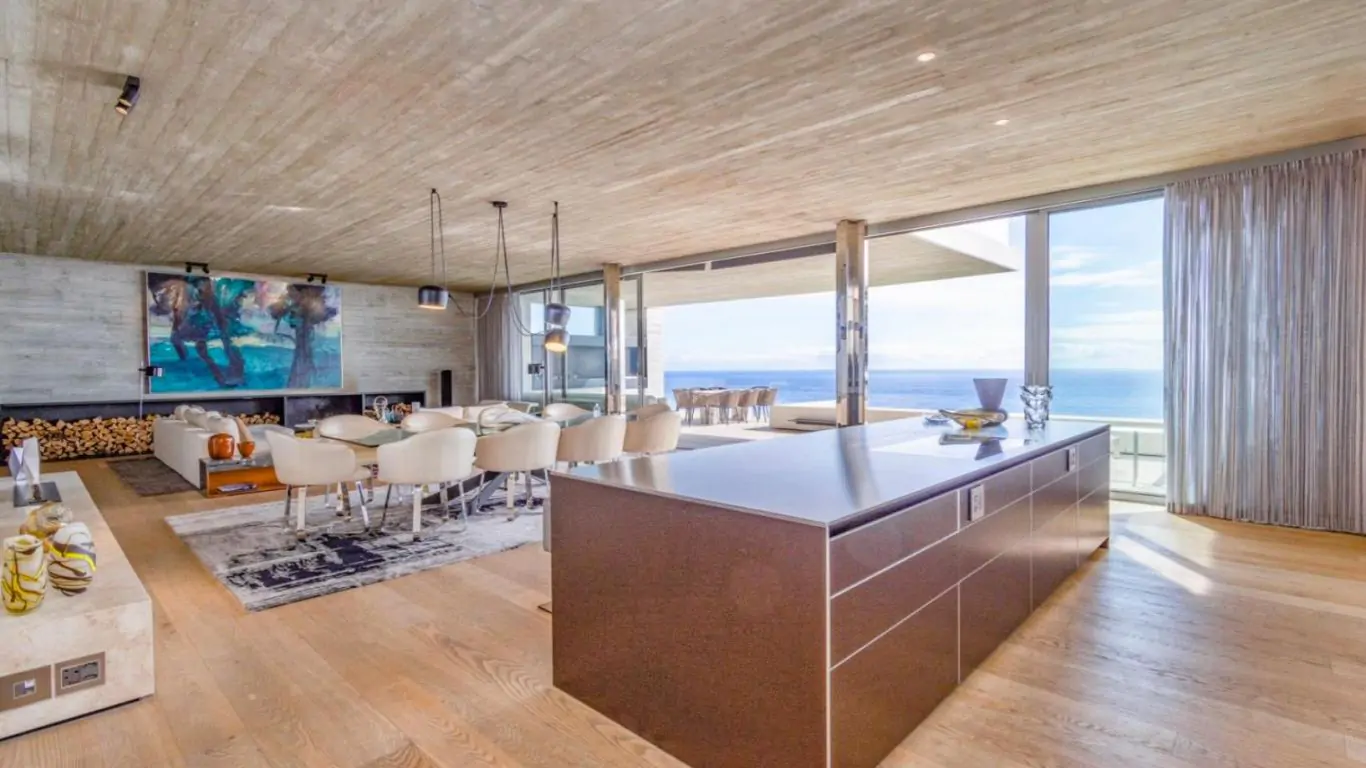 Villa Isabella | Cape Town