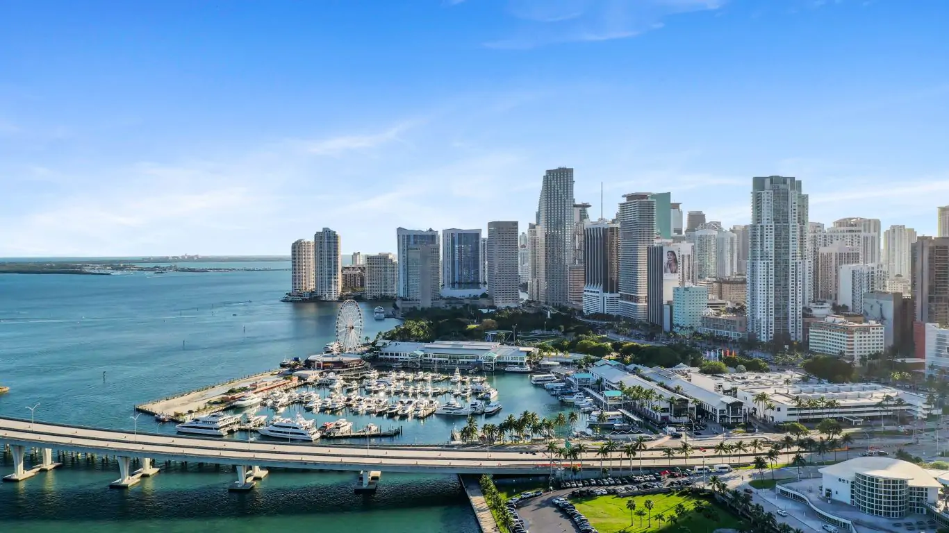 Penthouse Theo | Miami