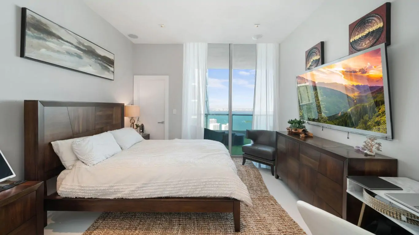 Penthouse Theo | Miami