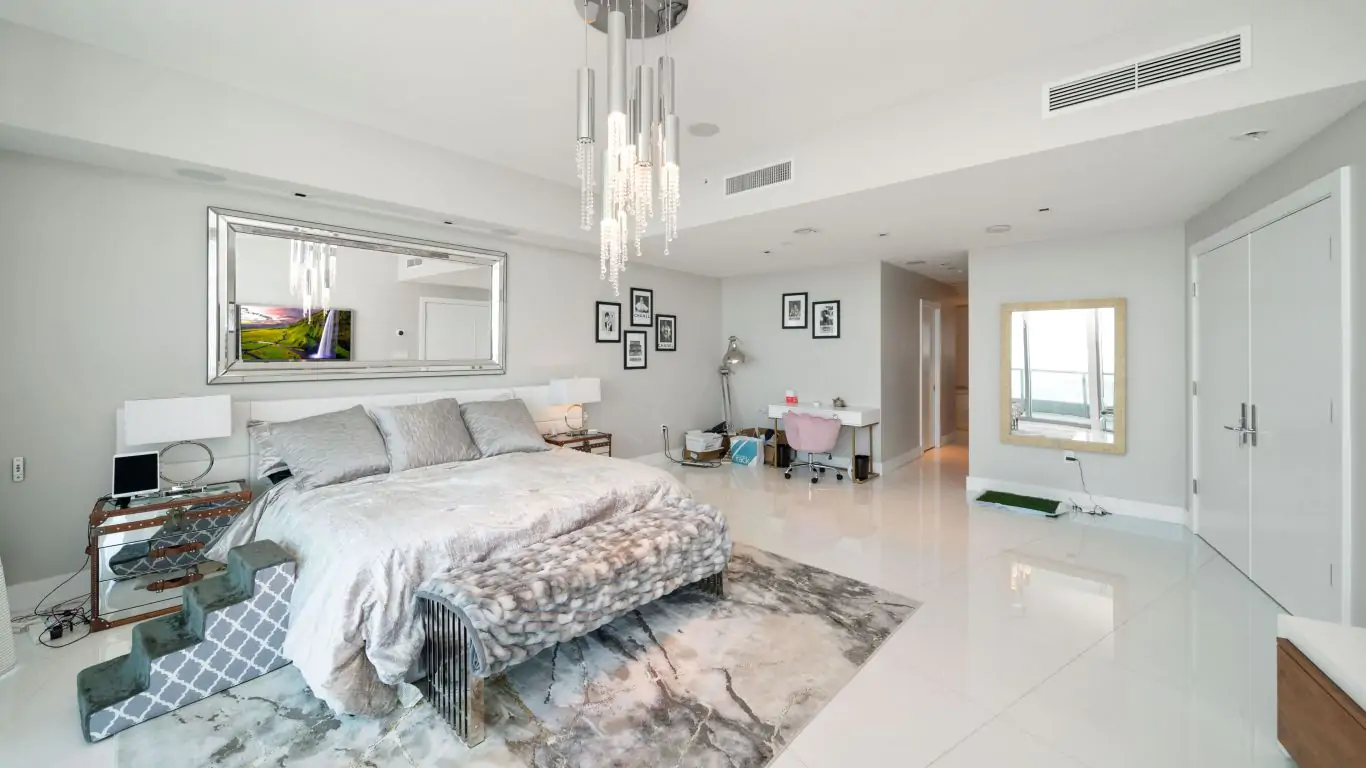 Penthouse Theo | Miami