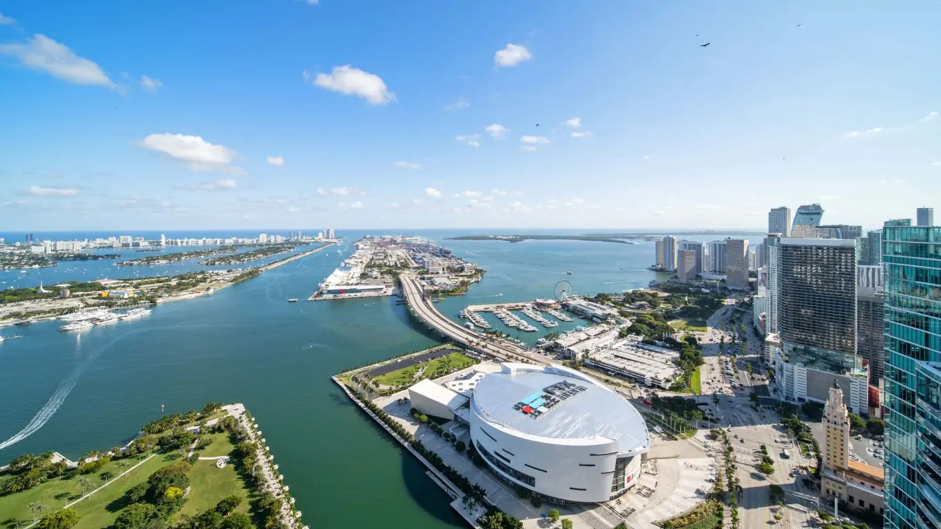 Penthouse Theo | Miami