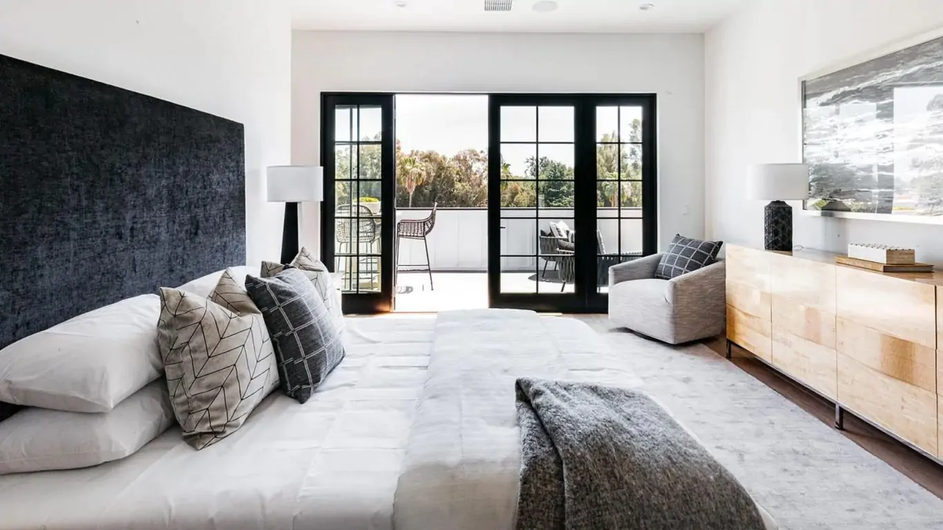 Villa Kaira | Los Angeles