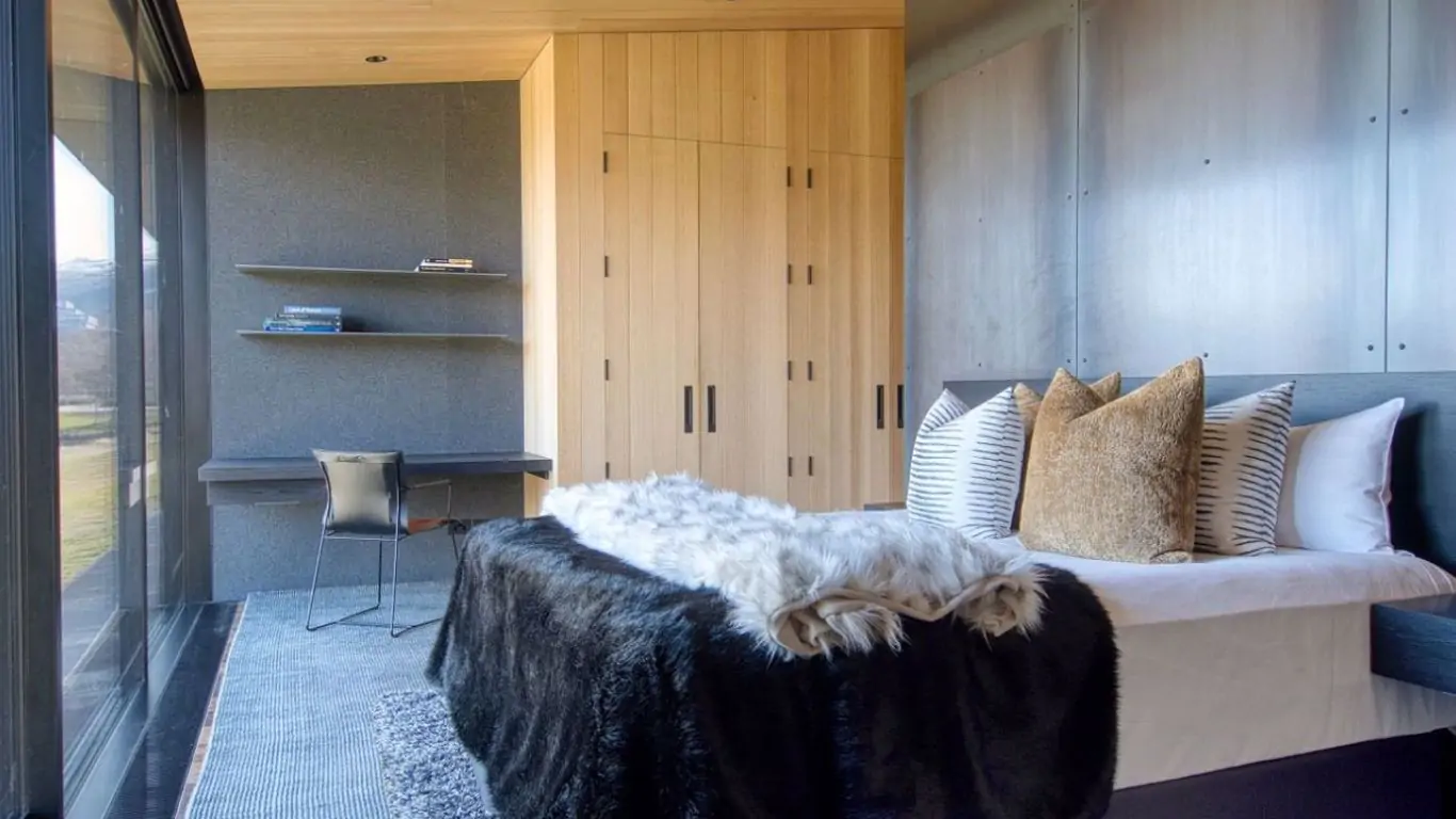 Artists Residence | New Zealand