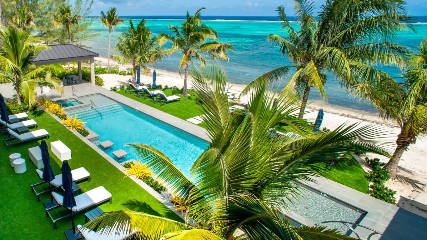 The Coconut Grove Suites | Cayman Islands