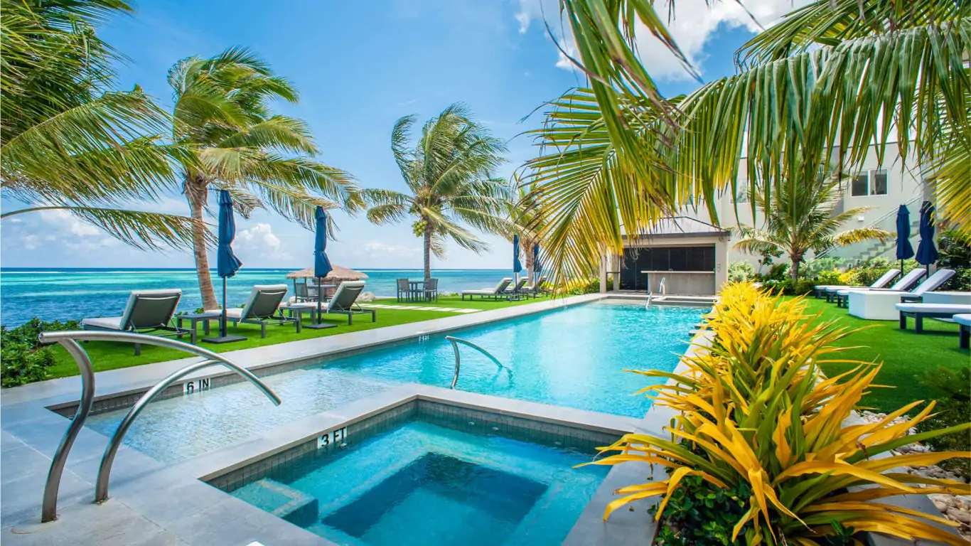 The Coconut Grove Suites | Cayman Islands